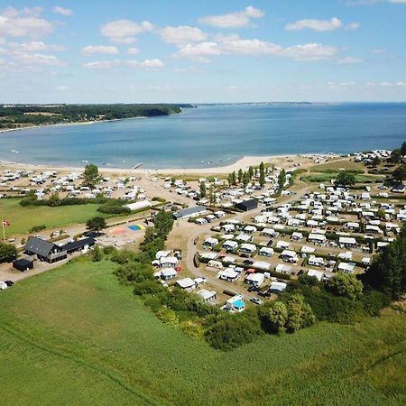 Vikaer Strand Camping & Cottages Diernæs Exterior photo