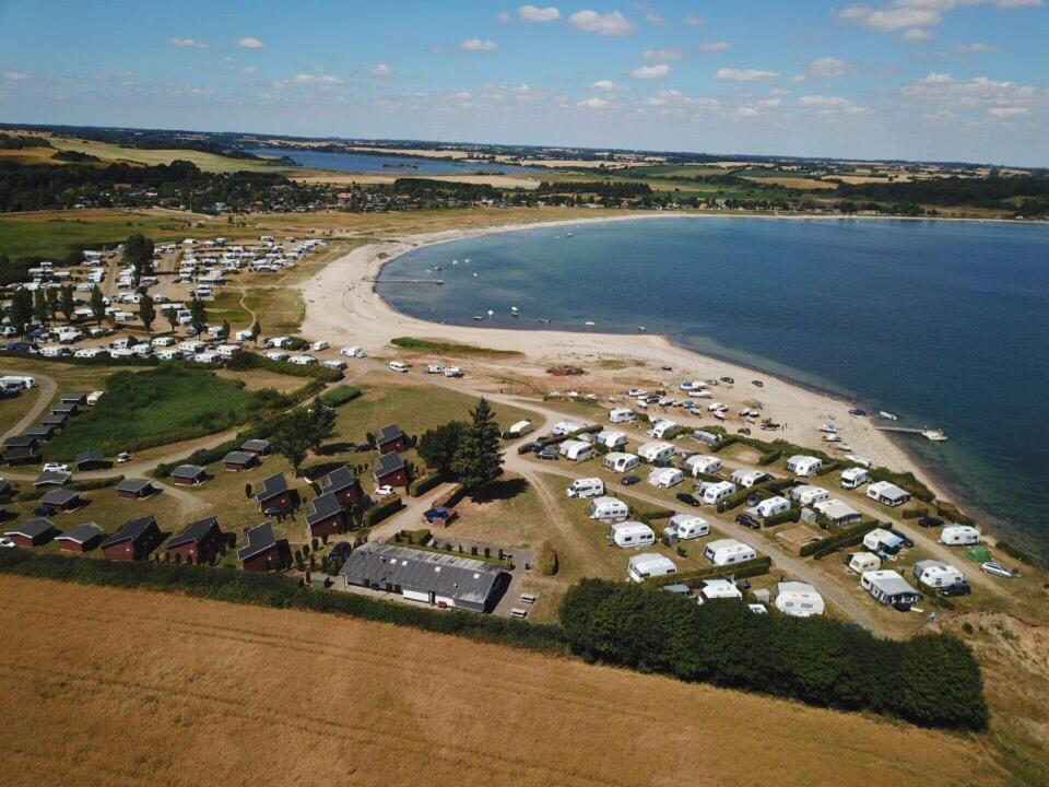 Vikaer Strand Camping & Cottages Diernæs Exterior photo